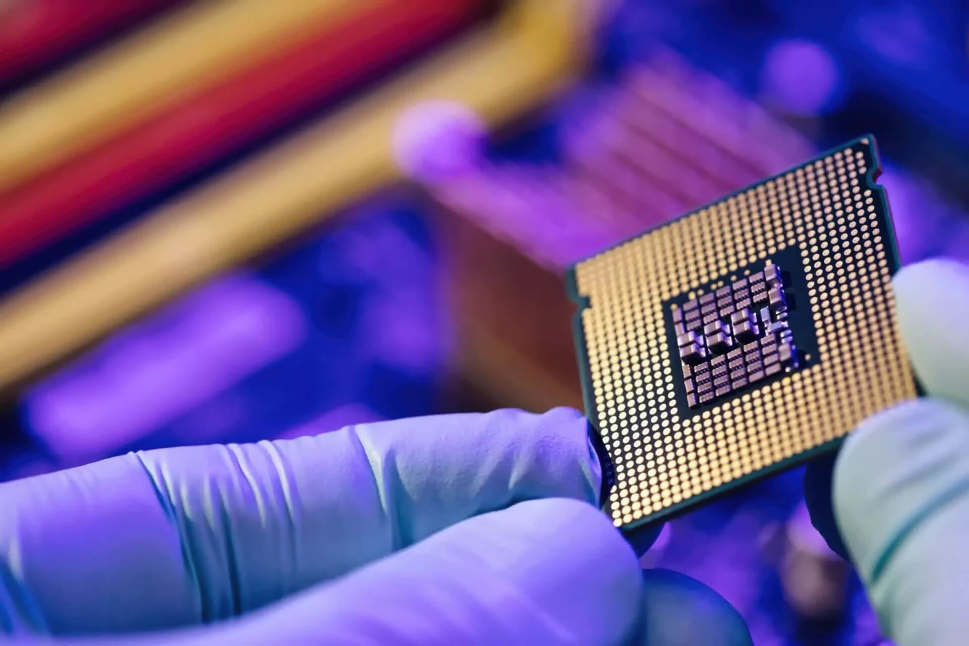 Mỹ Nắm 10% Cổ Phần Intel Bước đi Chưa Từng Có để Vực Dậy Ngành Chip Nội địa