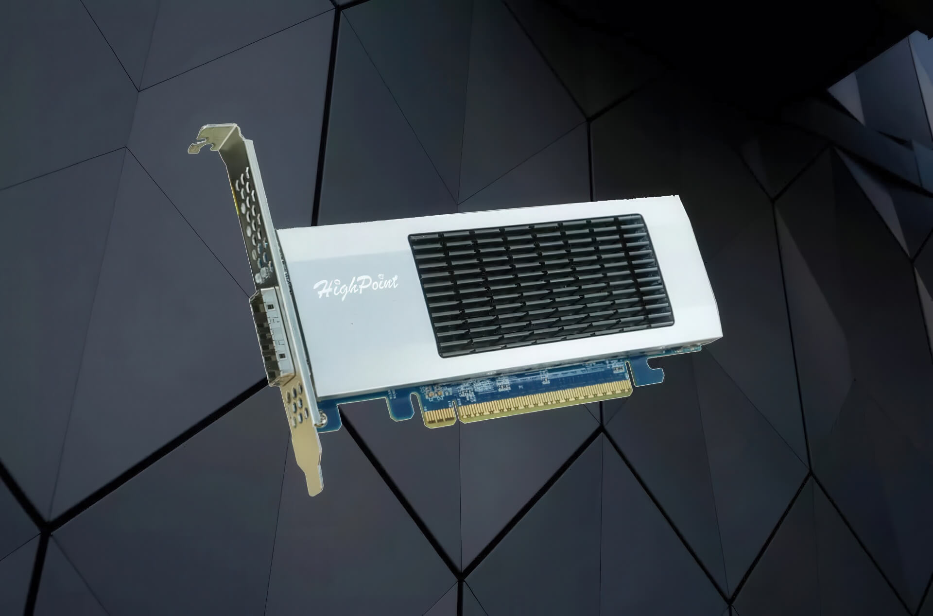 HighPoint Rocket 7638D hỗ trợ công nghệ GPUDirect của Nvidia